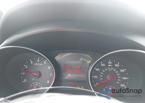 2015 Kia Sedona Lx z USA, uszkodzony, nr VIN KNDMB5C1XF6073217